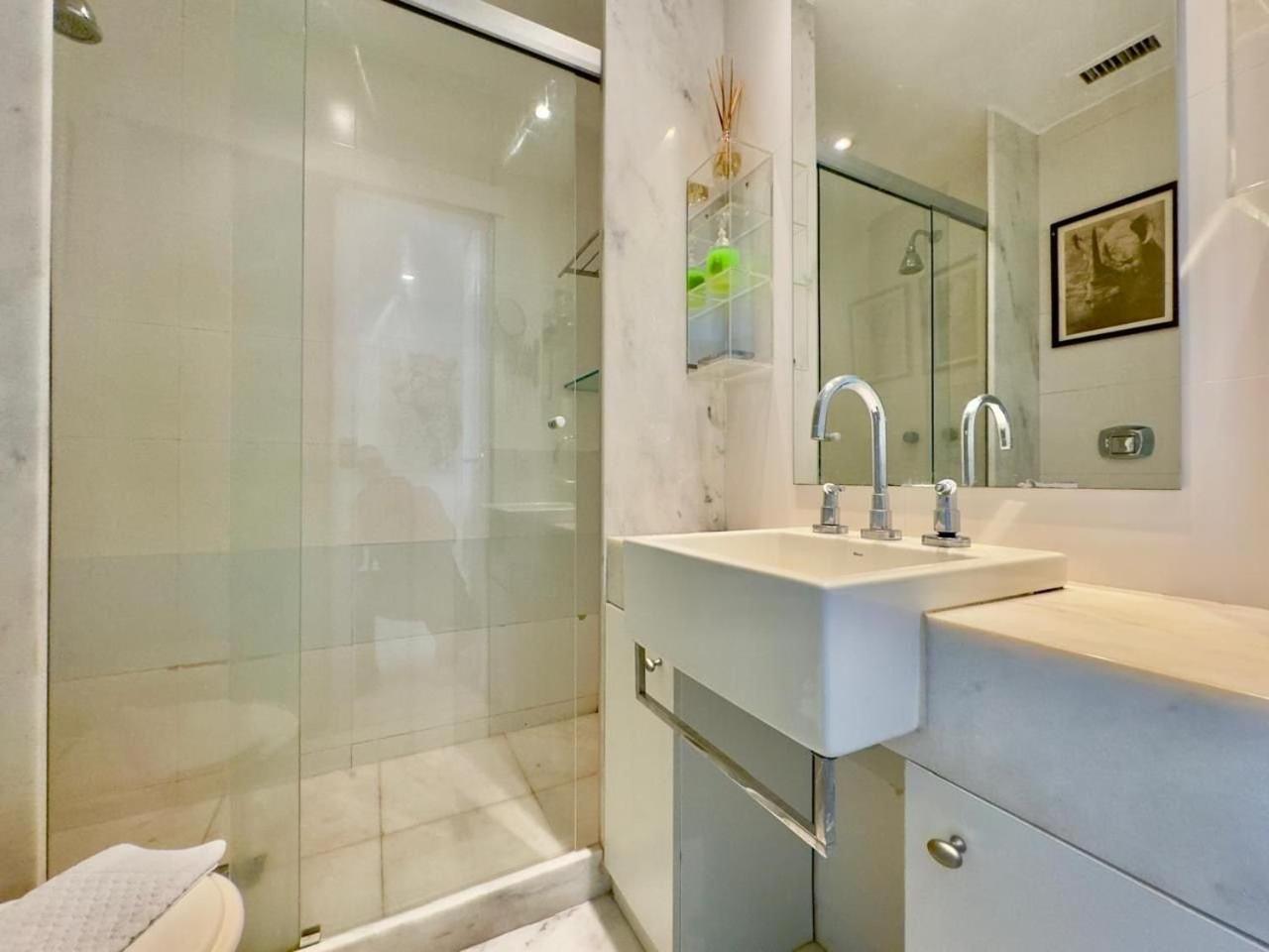 Estiloso Com Vista Deslumbrante/coracao De Ipanema Apartamento