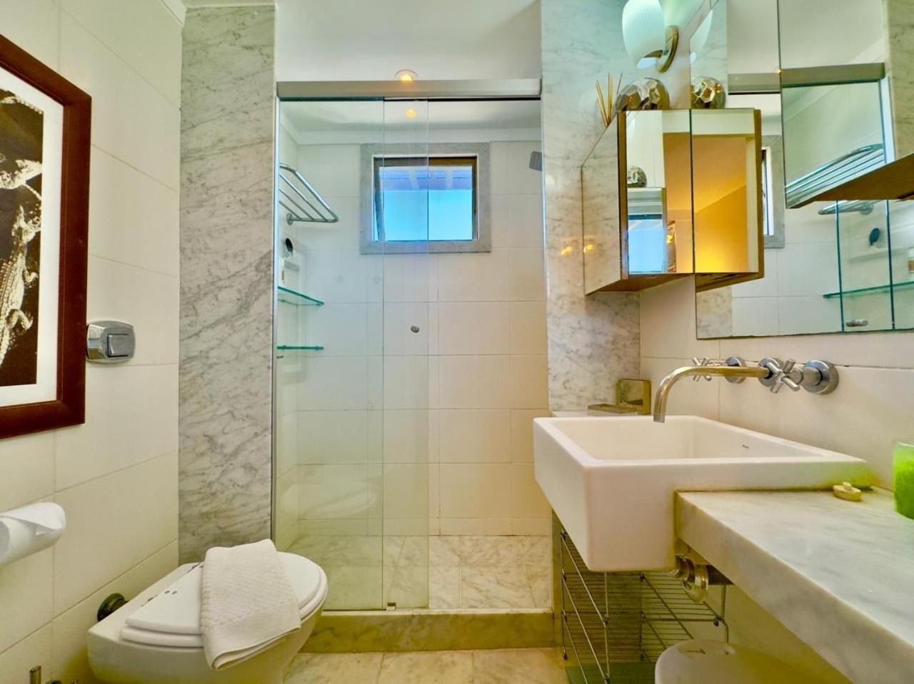Apartamento Estiloso Com Vista Deslumbrante/coracao De Ipanema Rio de Janeiro