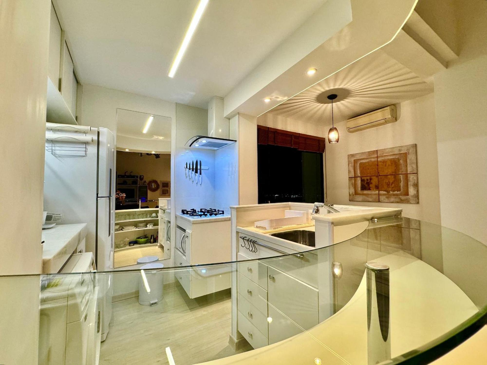 Apartamento Estiloso Com Vista Deslumbrante/coracao De Ipanema *